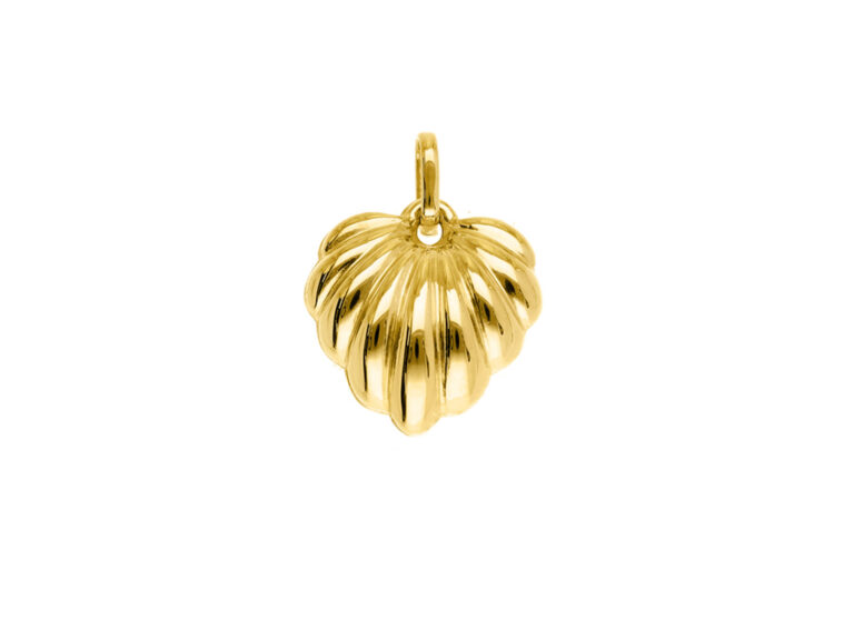 Shell heart pendant